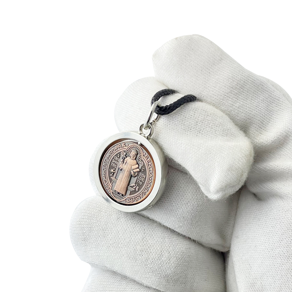 Jewelry & Watches Review - Nowy Medalik Świętego Benedykta Naszyjnik Katolicki