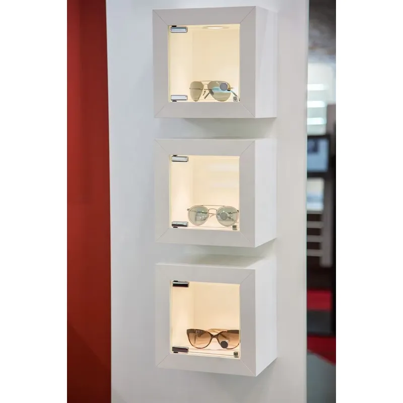 Niestandardowa biała szafa eks – Jewelry And Watches Stores recenzja i cena